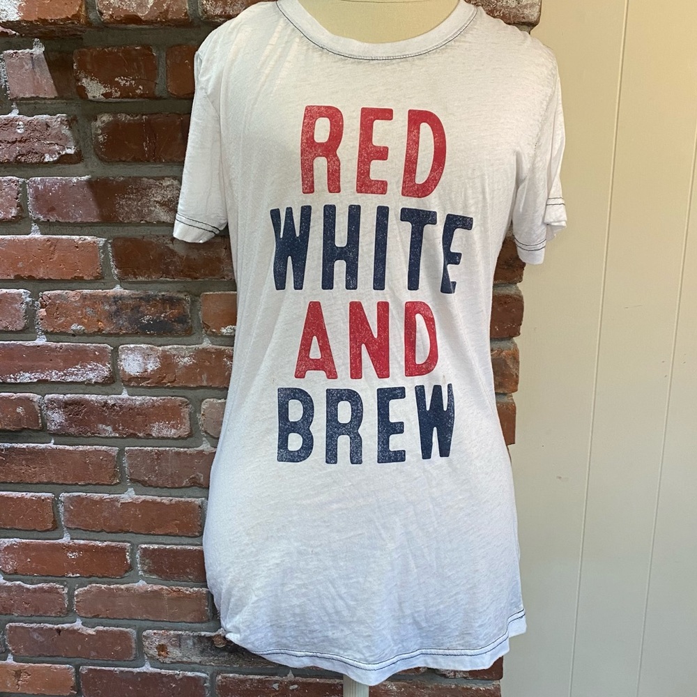 Graphic tee